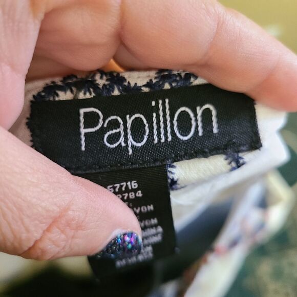 Papillon Embroidered Shift Dress  - Picture 8 of 9